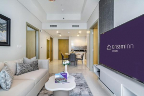 Dream Inn - Aykon Tower Apartments with Stunning City View